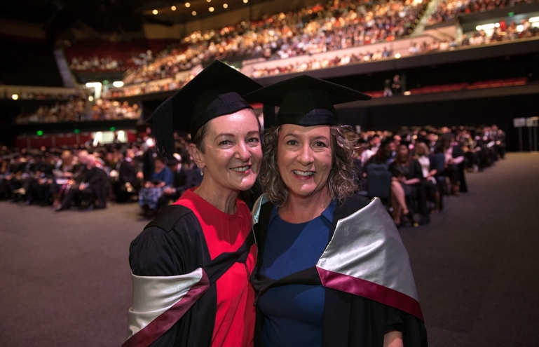 How to Maximise Your Online MBA Student & Alumni Network