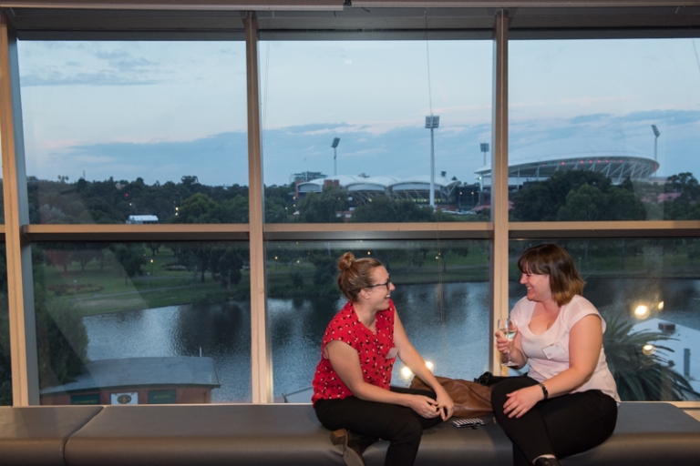 5 Tips for Networking the Right Way