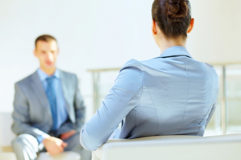 4 Benefits of Hiring an MBA Graduate